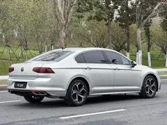 2023 Volkswagen Magotan 330TSI DSG Leading Anniversary — фото 9