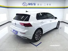 2021 Volkswagen Golf 280TSI DSG Pro, белый — фото 3