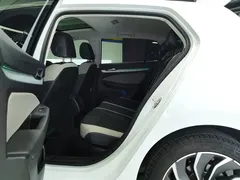 2021 Volkswagen Golf 280TSI DSG Pro, белый — фото 11