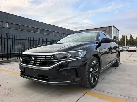 2022 Volkswagen Passat 330TSI Elite