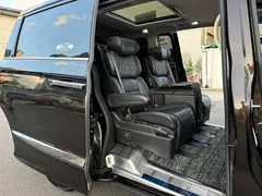 2019 Honda Elysion 2.0L Hybrid Luxury — фото 11