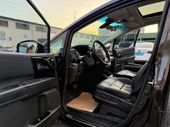 2019 Honda Elysion 2.0L Hybrid Luxury — фото 13