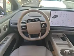 2025 Li Auto i6 2WD Standard, чёрный — фото 7