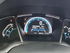 2019 Honda Civic 220TURBO CVT, белый — фото 14