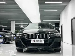 2023 BMW 5 Series 530Li Leading M Sport Package, чёрный — фото 2