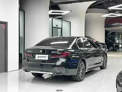 2023 BMW 5 Series 530Li Leading M Sport Package, чёрный — фото 11