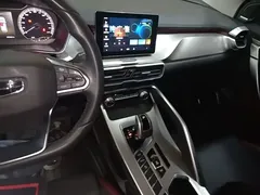 2020 Geely Coolray 240T DCT, белый — фото 13