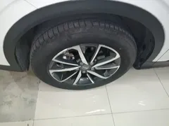 2020 Geely Coolray 240T DCT, белый — фото 23