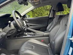 2021 Hyundai Elantra 1.5L CVT LUX Premium, синий — фото 4