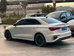 2022 Audi A3L Limousine 35 TFSI Luxury Sport, белый — фото 2
