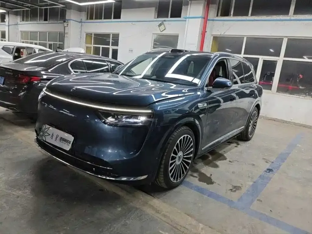 2025 Aito M8 EV Ultra 5-Seat 4WD 896-beam LiDAR