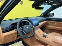 2024 Aito M7 1.5T RWD Smart Driving Ultra 5-seat, синий — фото 42