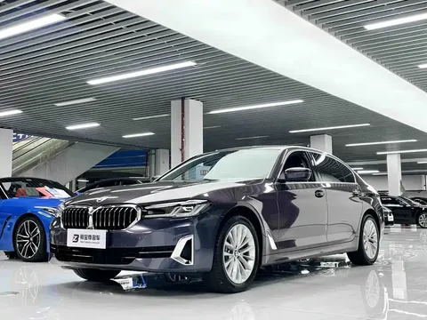 2022 BMW 5 Series 525Li Luxury Package