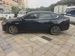 2023 BYD Qin PLUS Champion DM-i PHEV 120km, чёрный — фото 2