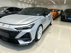 2022 Changan UNI-V 1.5T Excellence — фото 1