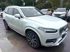 2022 Volvo XC90 7-seat, чёрный — фото 3