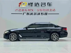 2023 BMW 5 Series 530Li Premium M Sport Package, чёрный — фото 3