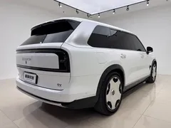 2025 Zeekr 9X Hyper 70kWh 6-seat, белый — фото 4