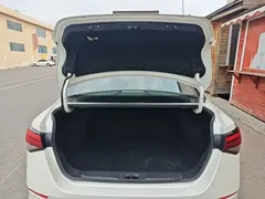 2022 Nissan Sylphy 1.6L XL CVT Enjoy, белый — фото 19