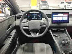 2025 BYD Qin PLUS DM-i PHEV Smart Driving 55km Leading, белый — фото 11