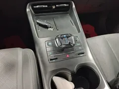 2025 BYD Qin PLUS DM-i PHEV Smart Driving 55km Leading, белый — фото 14