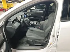 2025 BYD Qin PLUS DM-i PHEV Smart Driving 55km Leading, белый — фото 15