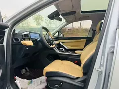 2023 Geely Atlas L 2.0TD DCT Premium — фото 4