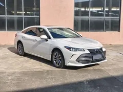 2019 Toyota Avalon 2.0L Luxury, белый — фото 3
