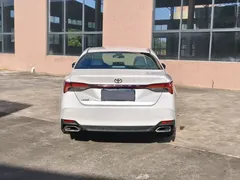 2019 Toyota Avalon 2.0L Luxury, белый — фото 7