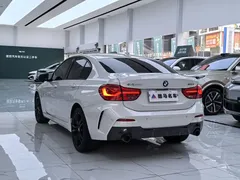 2022 BMW 1 Series 125i M Sport Night Edition, белый — фото 13