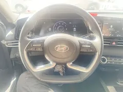 2022 Hyundai Elantra 1.5L CVT GLX Elite — фото 11