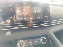 2022 Hyundai Elantra 1.5L CVT GLX Elite — фото 13