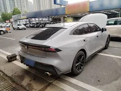 2022 Changan UNI-V 1.5T Premium — фото 7