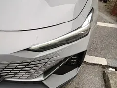 2022 Changan UNI-V 1.5T Premium — фото 24