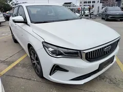 2022 Geely Emgrand 4th Gen 1.5L CVT Premium, белый — фото 4