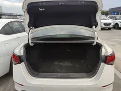 2022 Nissan Sylphy 1.6L XL CVT Enjoy, белый — фото 19