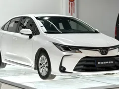 2022 Toyota Corolla TNGA 1.5L CVT, белый — фото 3