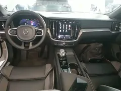 2023 Volvo S60 B5 Sport, белый — фото 10
