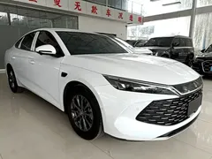 2025 BYD Qin L PHEV 80km Leading Smart Driving, белый — фото 4