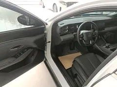2025 BYD Qin L PHEV 80km Leading Smart Driving, белый — фото 16