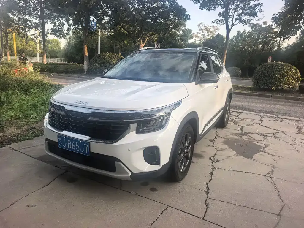2023 Kia Seltos 1.5L CVT Luxury