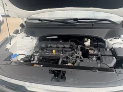 2023 Kia Seltos 1.5L CVT Luxury, белый — фото 11