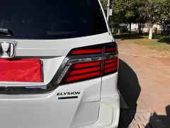 2019 Honda Elysion 2.0L Hybrid Comfort, белый — фото 11