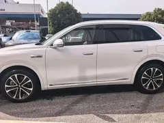 2026 Aito M7 EREV Pro+ 4WD 5-seat, белый — фото 4