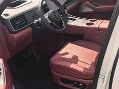 2026 Aito M7 EREV Pro+ 4WD 5-seat, белый — фото 7