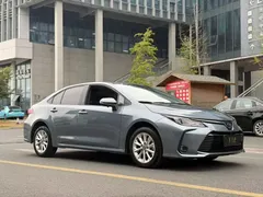 2021 Toyota Corolla Hybrid 1.8L E-CVT Elite, синий — фото 3