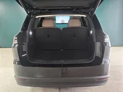 2025 Li Auto i8 Standard, чёрный — фото 12