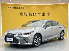 2021 Lexus ES 300h Hybrid Premium — фото 1