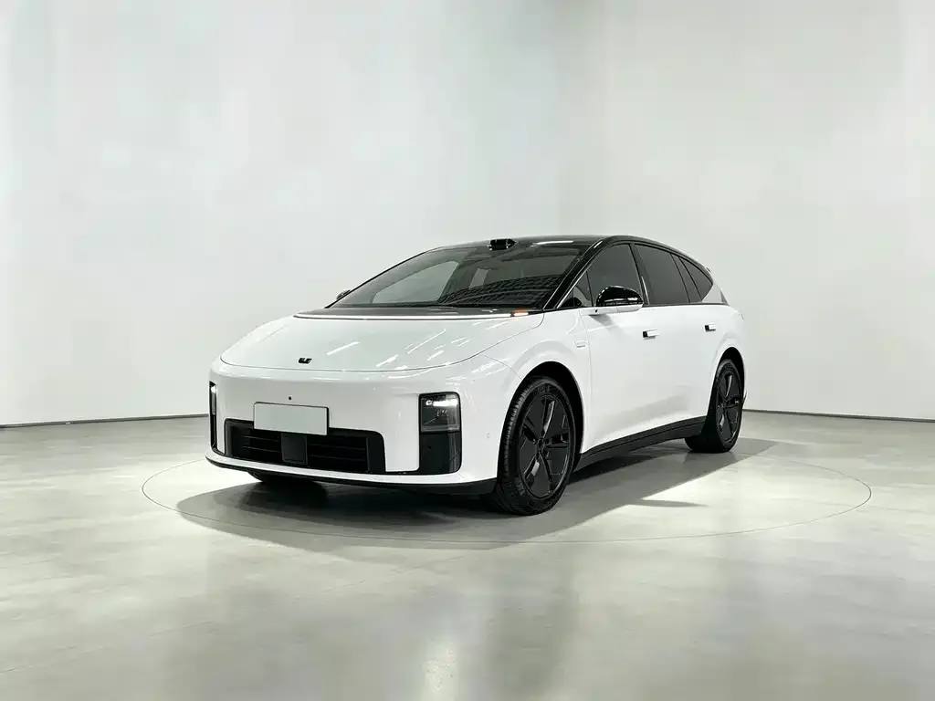 2025 Li Auto i8 Standard
