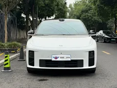 2025 Li Auto i6 4WD Standard, белый — фото 2